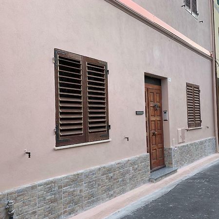 Bedroom Low Cost Di Elisa Quartucciu Kültér fotó