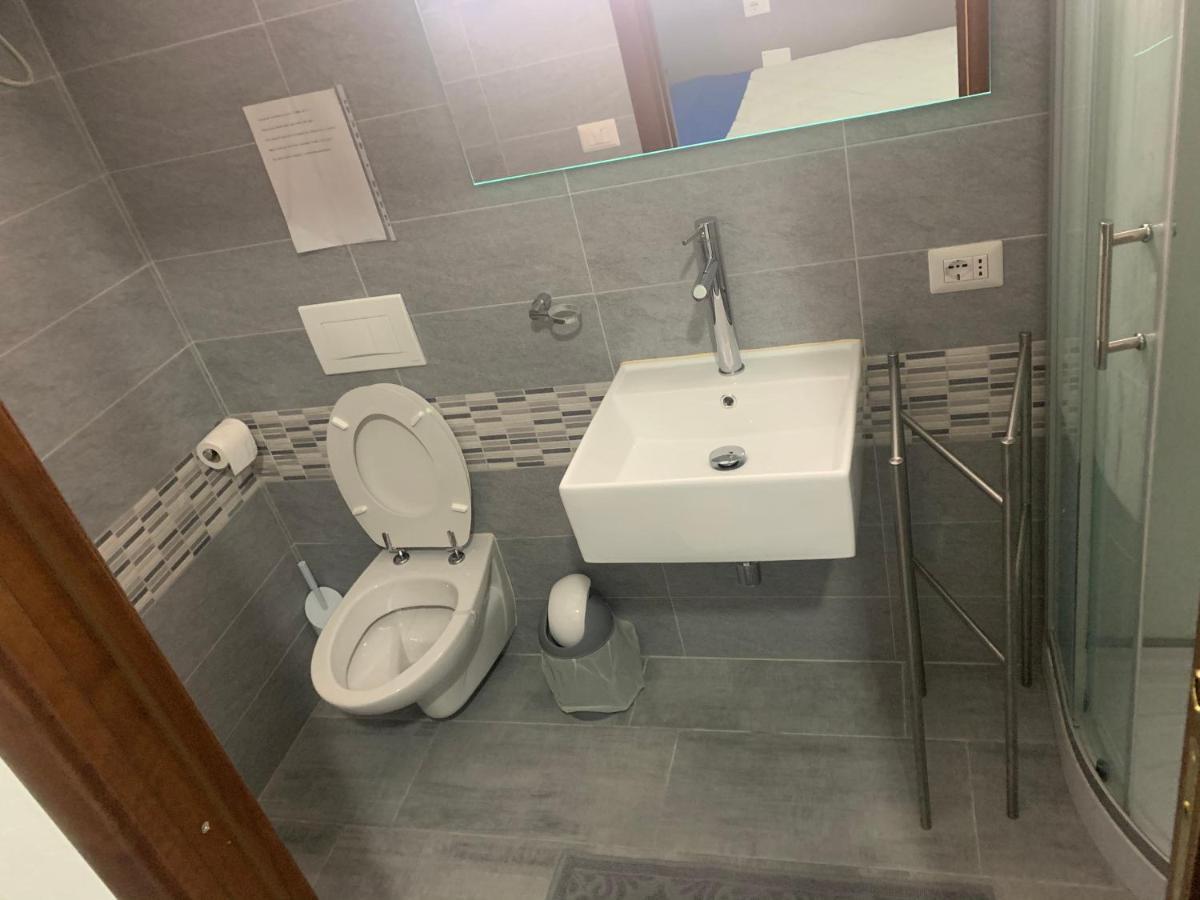 Bedroom Low Cost Di Elisa Quartucciu Kültér fotó